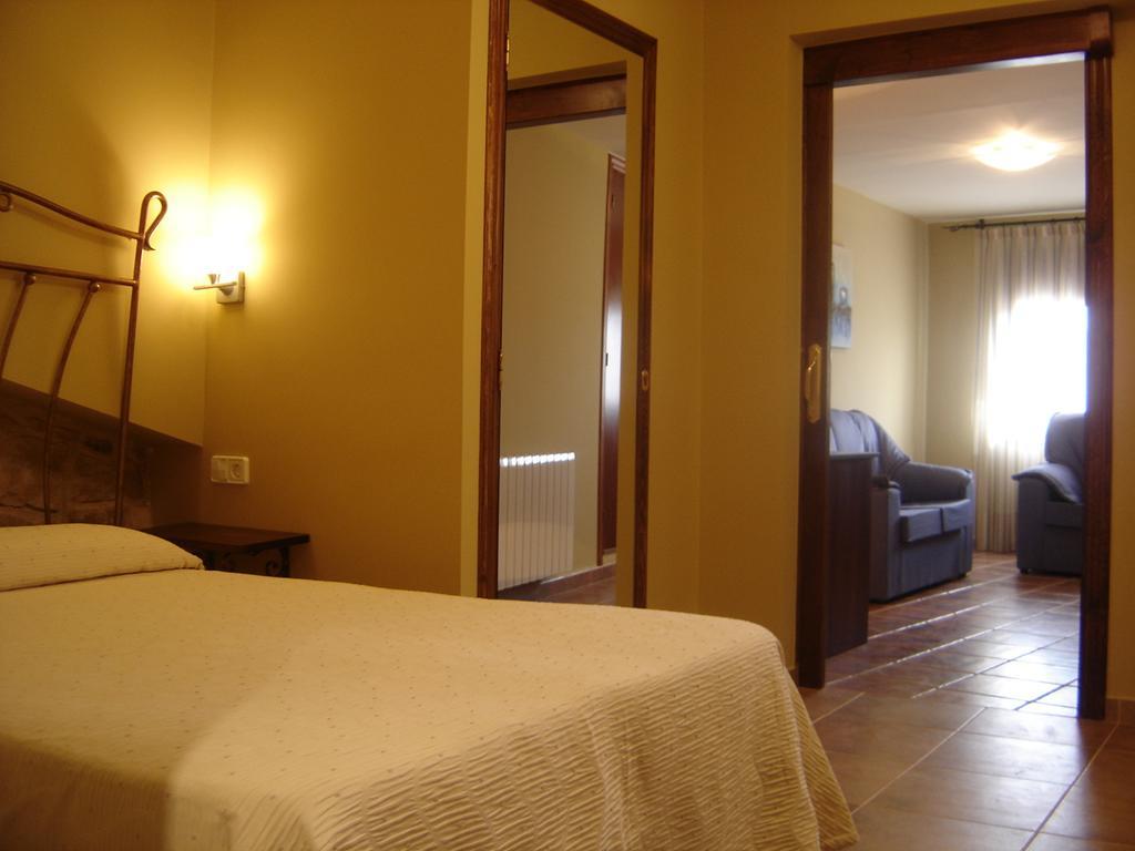 Hostal Casa Laure Y Mª Jose Arens de Lledo Exteriér fotografie