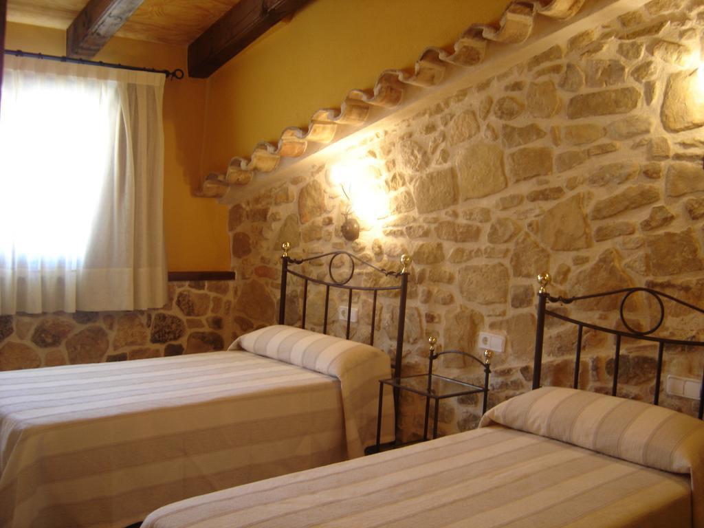 Hostal Casa Laure Y Mª Jose Arens de Lledo Exteriér fotografie