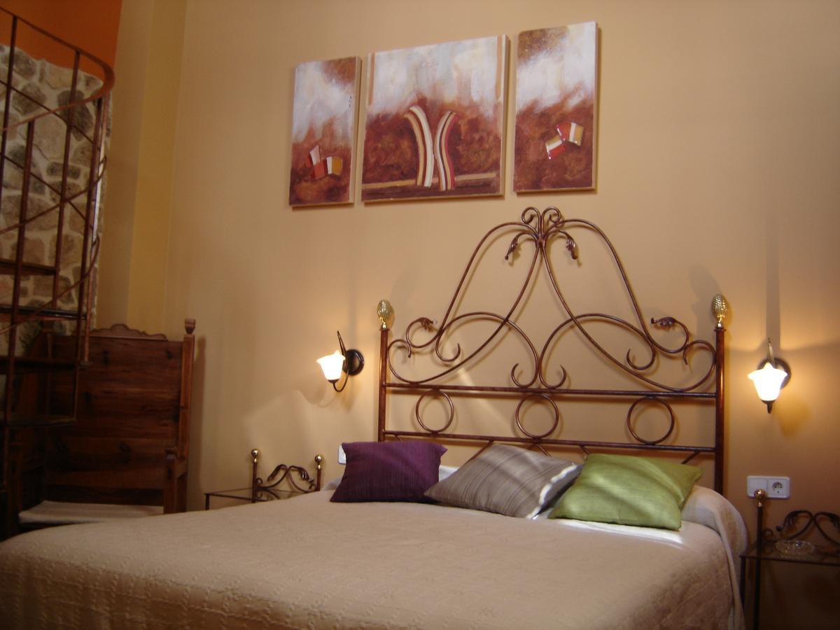 Hostal Casa Laure Y Mª Jose Arens de Lledo Exteriér fotografie