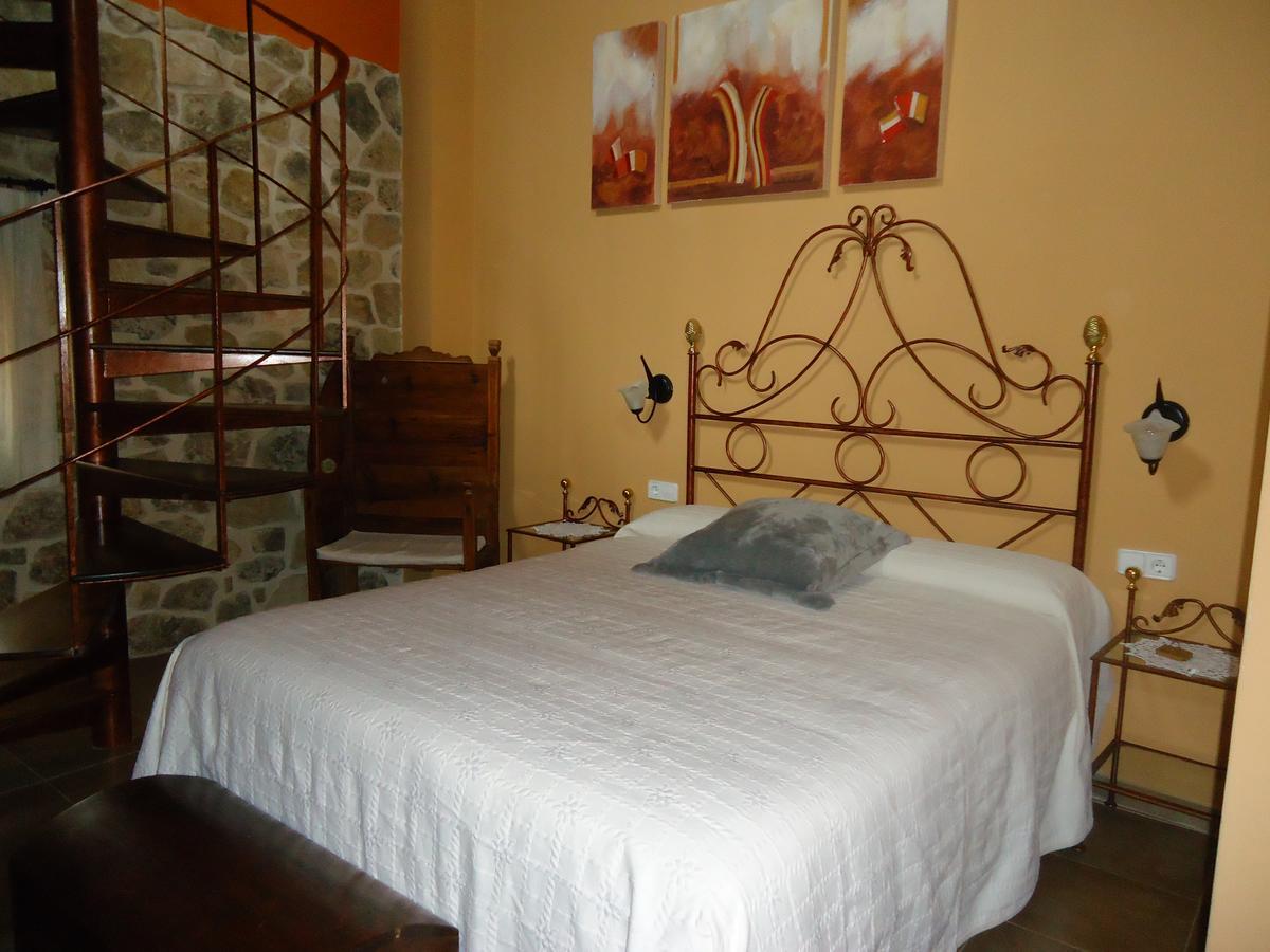 Hostal Casa Laure Y Mª Jose Arens de Lledo Exteriér fotografie